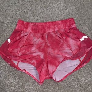 lululemon hotty hot short size 4 (pink)